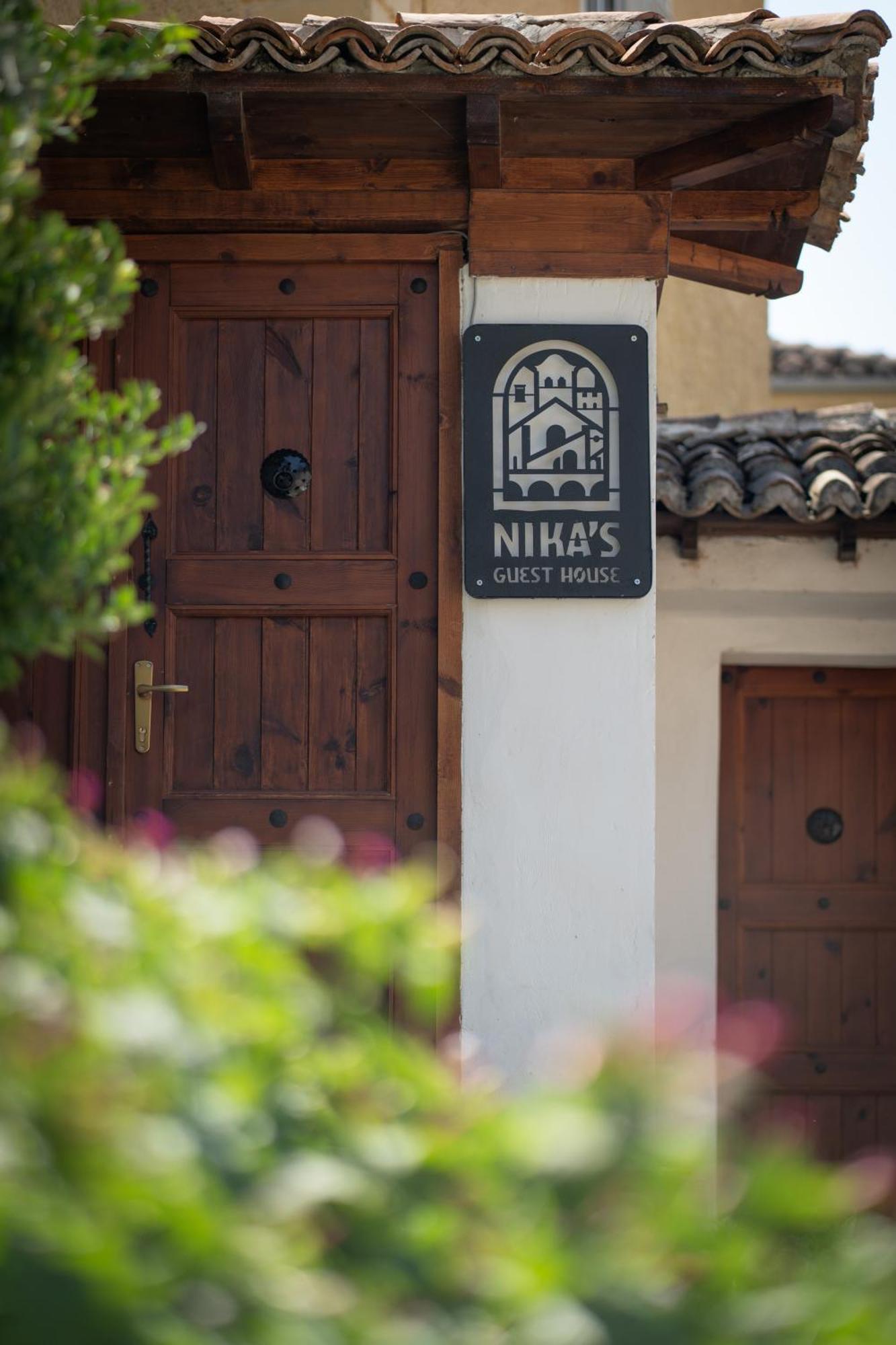 Nika'S Guest House Berat Exterior photo